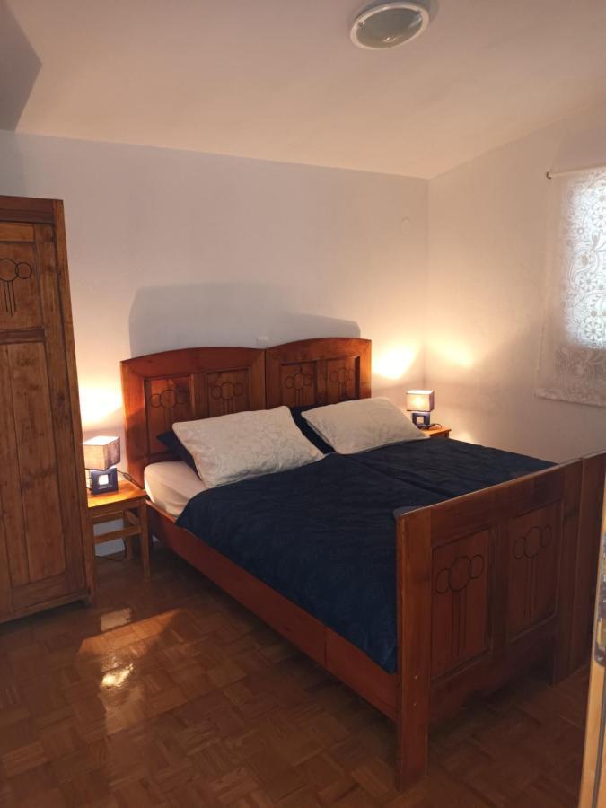 Apartmani Sikic מטינה מראה חיצוני תמונה